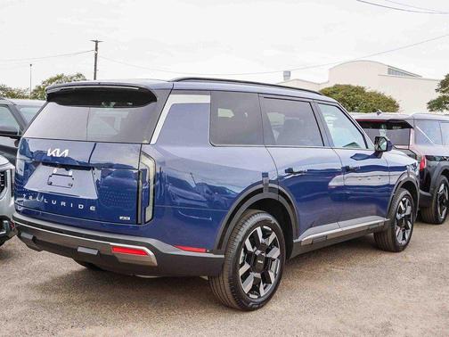 Midnight Black 2027 Kia Telluride S