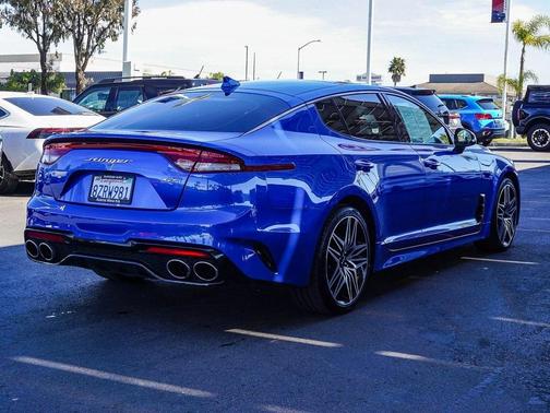 2022 Kia Stinger GT1