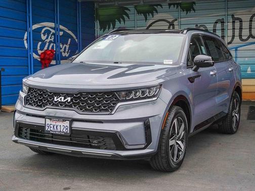 2022 Kia Sorento S