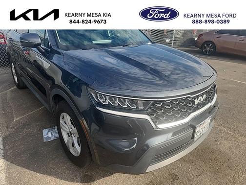 2023 Kia Sorento LX