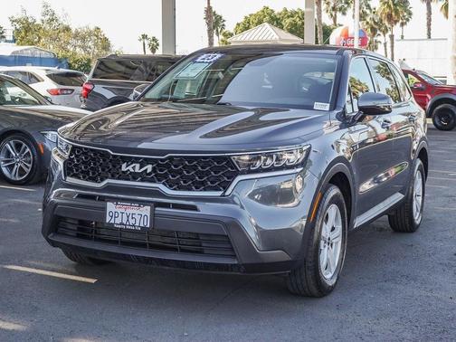 2023 Kia Sorento LX