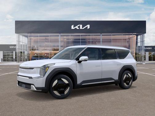 Glacial White Pearl 2026 Kia EV9 Wind