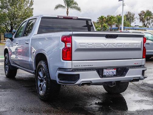 Silver Ice Metallic 2022 Chevrolet Silverado 1500 RST