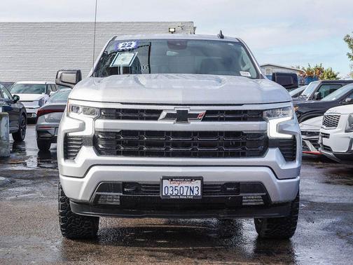 Silver Ice Metallic 2022 Chevrolet Silverado 1500 RST