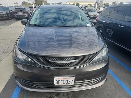 2018 Chrysler Pacifica L