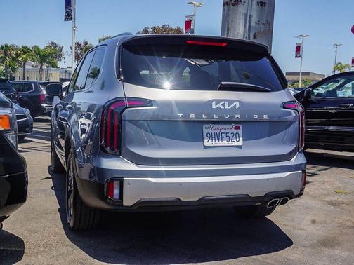 Everlasting Silver 2024 Kia Telluride SX