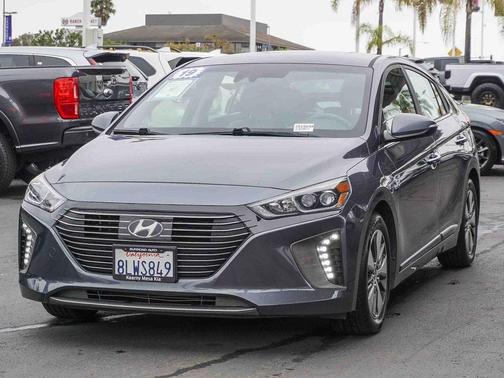 2019 Hyundai IONIQ Plug-In Hybrid Base