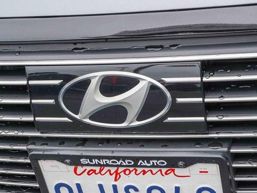 2019 Hyundai IONIQ Plug-In Hybrid Base