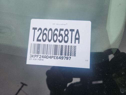 Aurora Black Pearl 2023 Kia Forte LXS