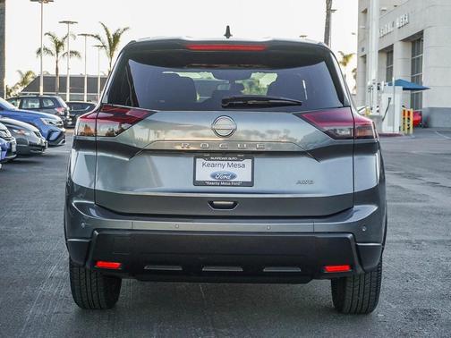 2024 Nissan Rogue S