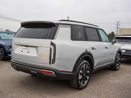 2027 Kia Telluride S