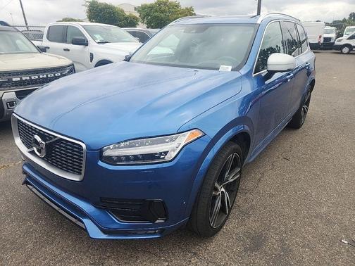 Blue Metallic 2018 Volvo XC90 T6 R-Design
