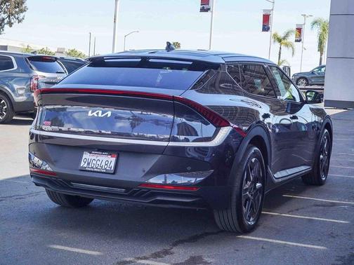 2025 Kia EV6 Light