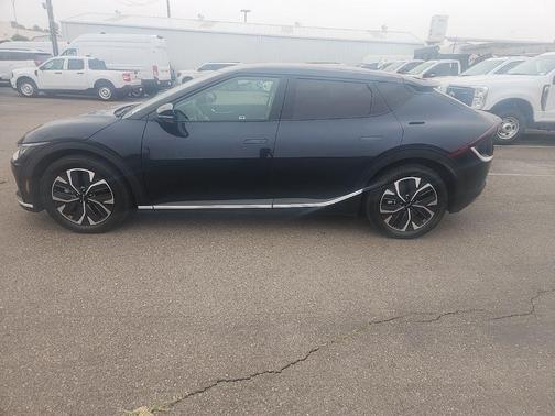 Gravity Blue 2024 Kia EV6 Light