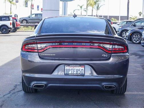 2017 Dodge Charger R/T