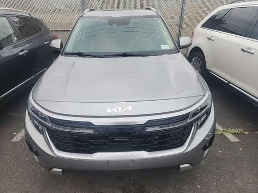 Steel Gray 2024 Kia Seltos SX
