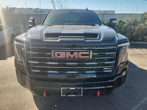 2024 GMC Sierra 2500 AT4