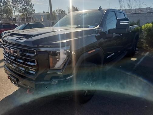 2024 GMC Sierra 2500 AT4