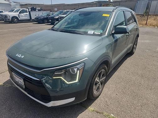 Green 2023 Kia Niro Plug-In Hybrid EX