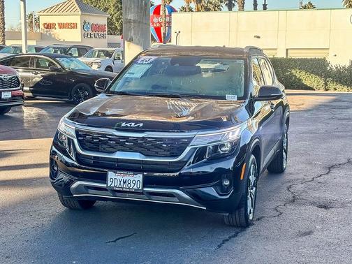2023 Kia Seltos EX