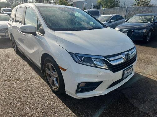 White 2019 Honda Odyssey EX-L