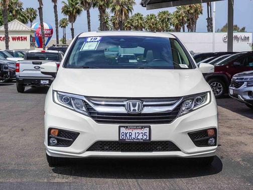 White 2019 Honda Odyssey EX-L