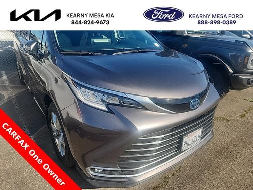 2023 Toyota Sienna Limited