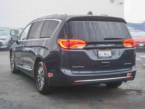 2019 Chrysler Pacifica Hybrid Limited