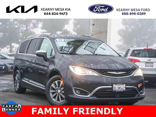 2019 Chrysler Pacifica Hybrid Limited