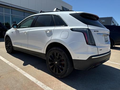 2023 Cadillac XT5 Sport