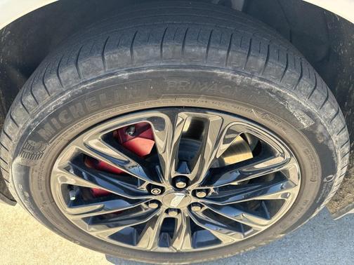 2023 Cadillac XT5 Sport