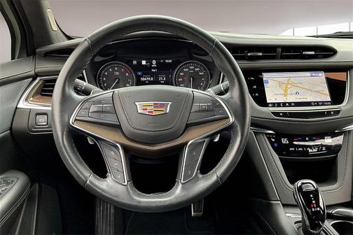 2023 Cadillac XT5 Sport