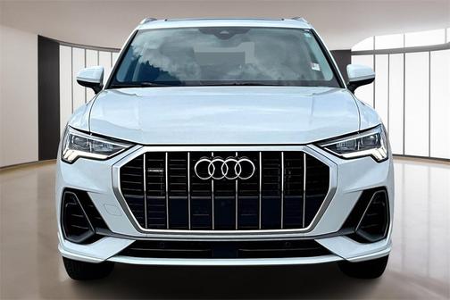 2023 Audi Q3 45 S line Premium