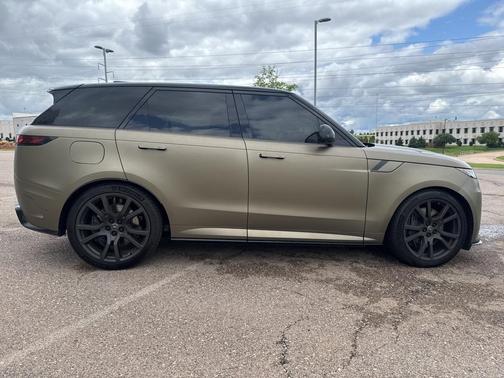 2024 Land Rover Range Rover Sport SV Edition One Carbon Bronze