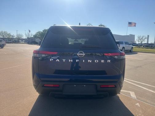 Deep Ocean Blue 2025 Nissan Pathfinder SV