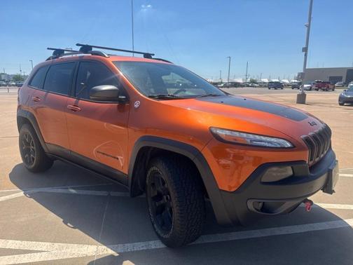 Mango Tango Pearlcoat 2016 Jeep Cherokee Trailhawk