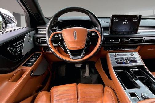 White Metallic 2020 Lincoln Aviator Black Label AWD