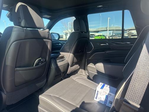 2024 Cadillac Escalade Sport