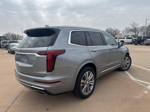 2024 Cadillac XT6 Premium Luxury AWD