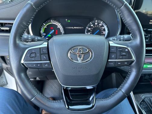 2021 Toyota Highlander Hybrid Limited