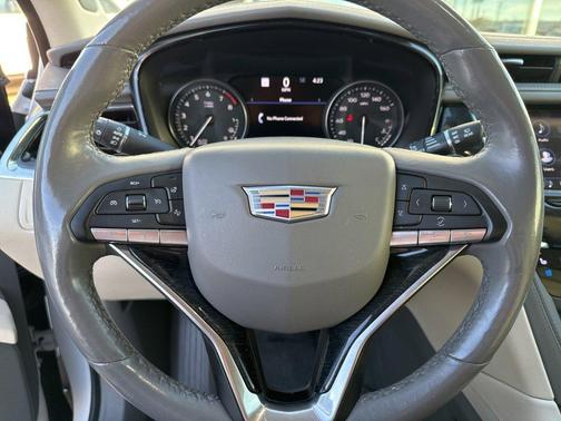 2022 Cadillac XT6 Premium Luxury FWD