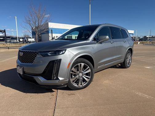 2025 Cadillac XT6 Premium Luxury AWD