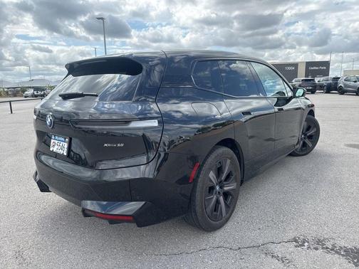 2024 BMW iX xDrive50