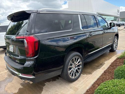 Onyx Black 2025 GMC Yukon XL Denali