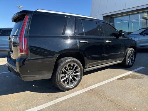 2020 Cadillac Escalade Premium Luxury