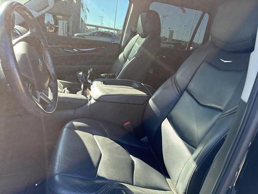 2020 Cadillac Escalade Premium Luxury