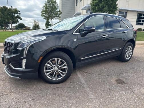 2022 Cadillac XT5 Premium Luxury