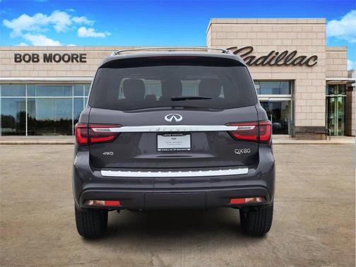 2024 INFINITI QX80 SENSORY