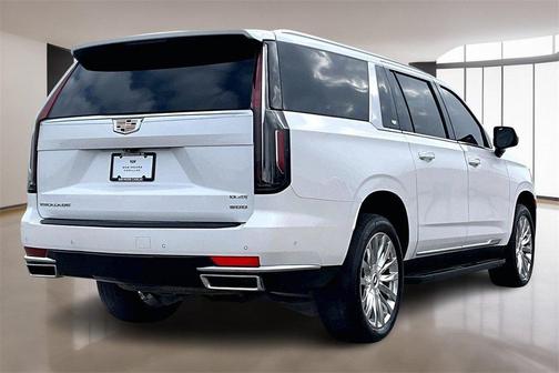 2024 Cadillac Escalade ESV Premium Luxury