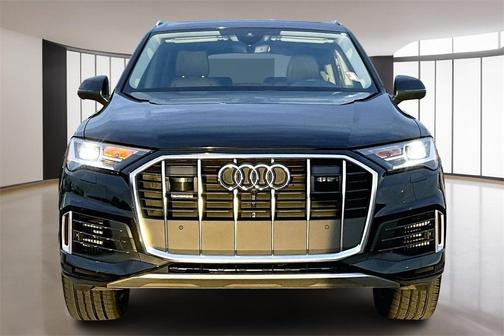 2023 Audi Q7 55 Premium Plus